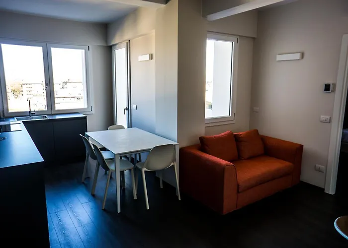 Apartahotel Venice Terminal & 4*