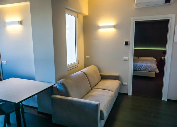 Venice Terminal & Apartahotel 4*