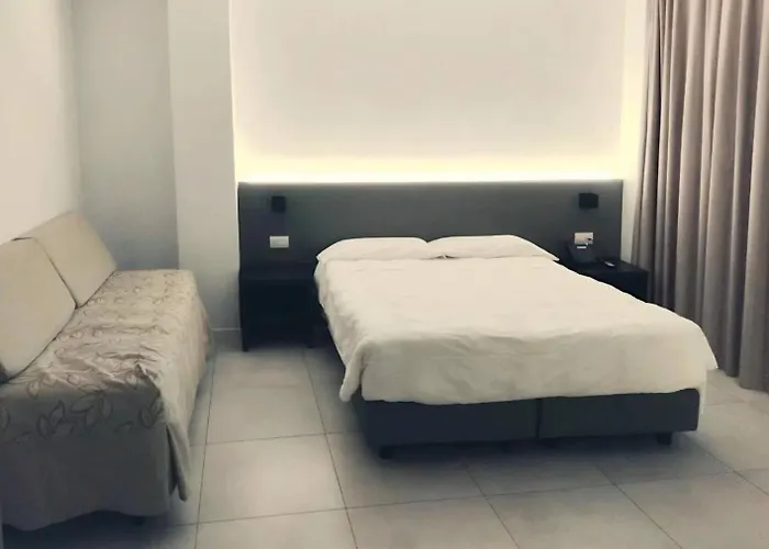 Venice Terminal & Apartahotel 4*