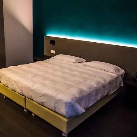 Lägenhetshotell Venice Terminal & 4*