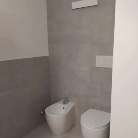 아파트호텔 Venice Terminal & 4*