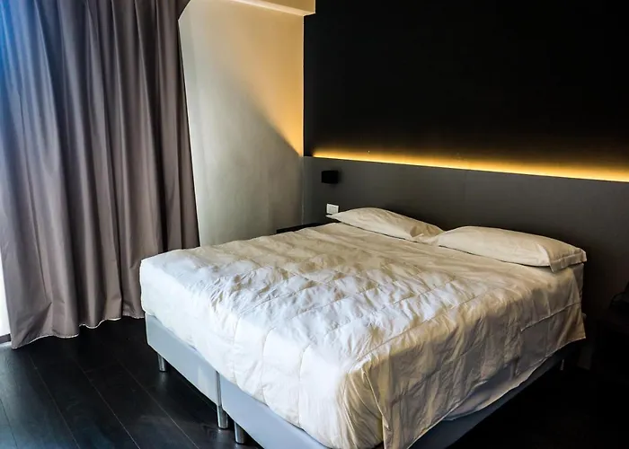 Apartmanhotel Venice Terminal & 4*