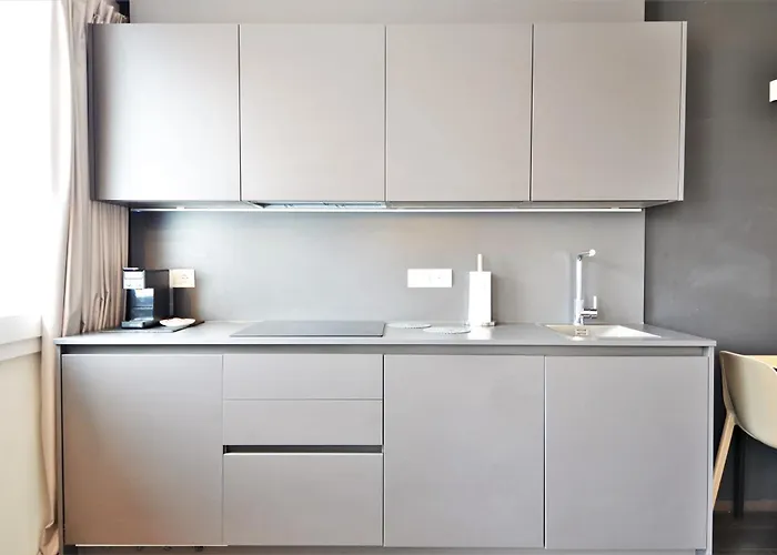 Apartmanhotel Venice Terminal & 4*